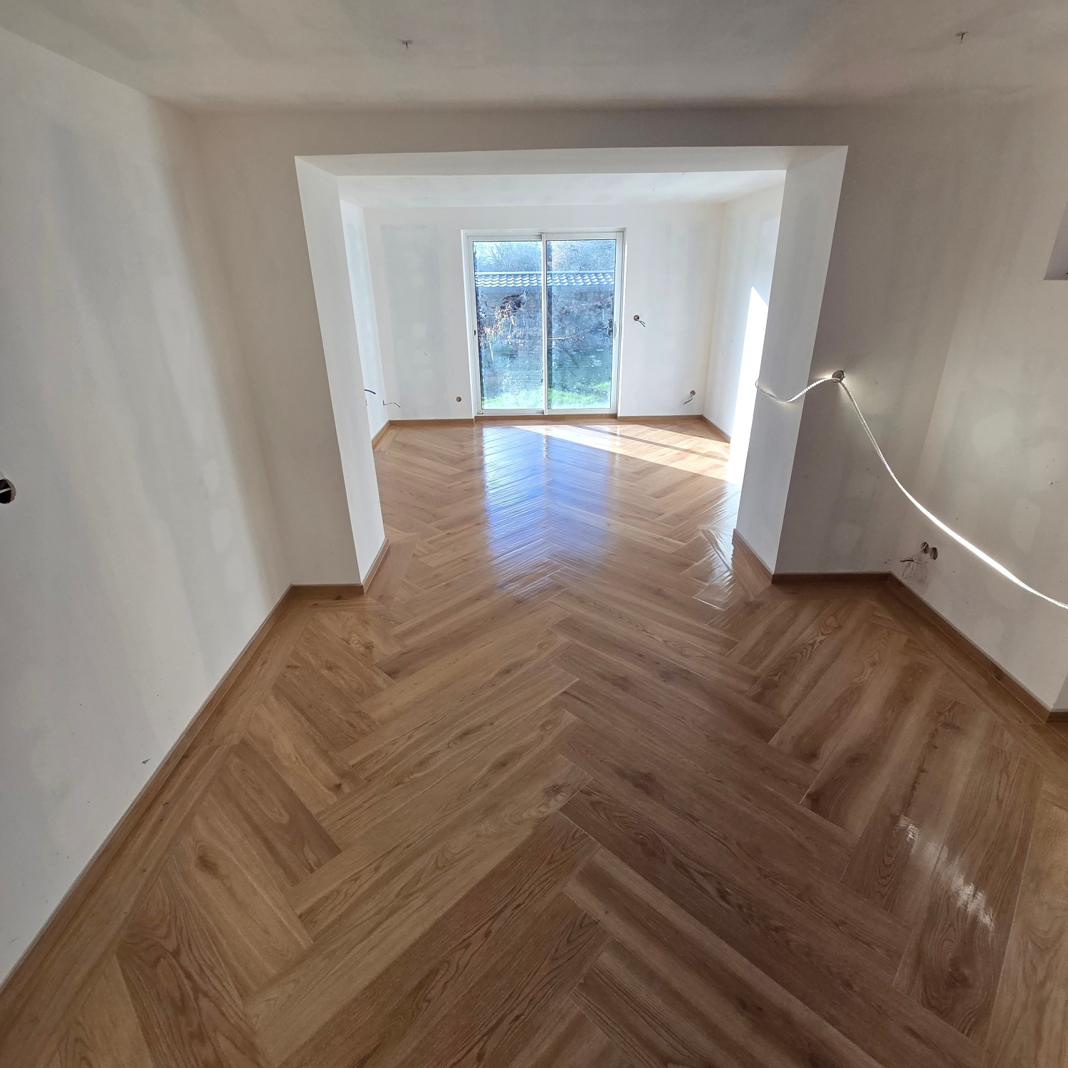 Pose de parquet massif en point de Hongrie